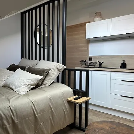 Le Bellifontain * פונטנבלו